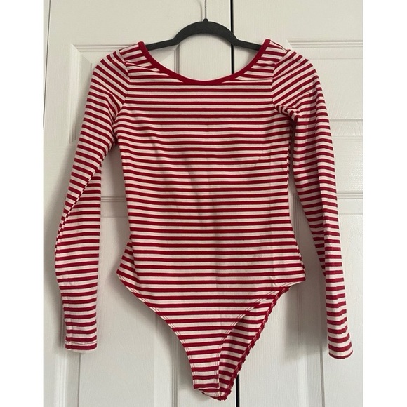 H&M bodysuit - Picture 4 of 4